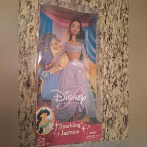 Disney  Sparkling Princess Jasmine Barbie Doll 2001 Aladdin RARE NEW
